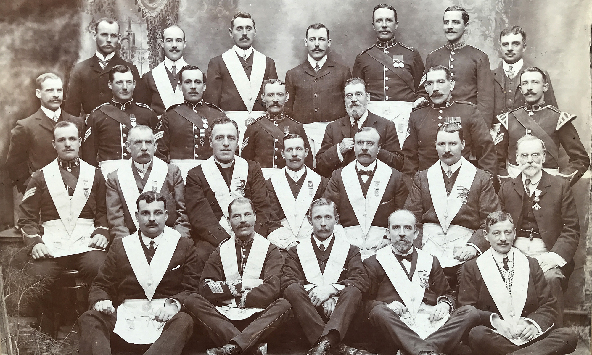 1909 members of the Military Jubilee Lodge